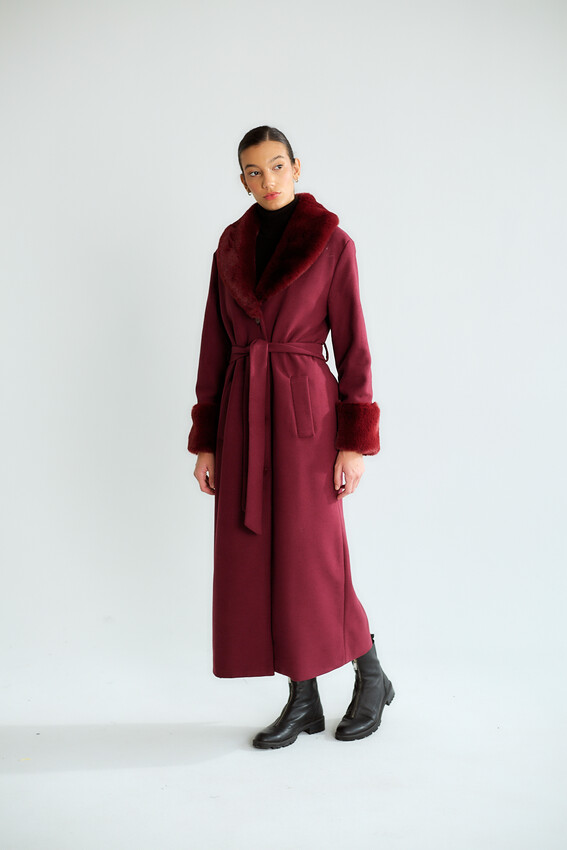 Kürk Yakalı Manşetli Kuşaklı Uzun Kaban - Bordo - 2