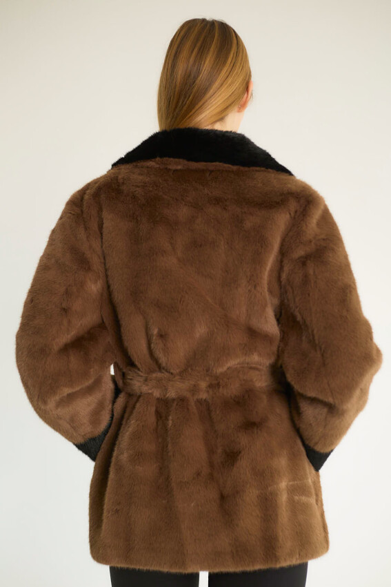 KUŞAK DETAYLI SUNİ KÜRK MONT - CAMEL - 5