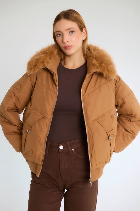 Kürk Yakalı Fermuarlı Şişme Kısa Mont - Camel