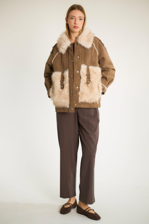 Kürk Detaylı Cepli Kapüşonlu Mont - Camel - 3