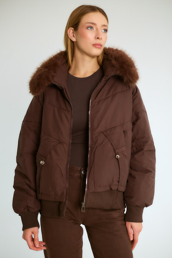 Kürk Yakalı Fermuarlı Şişme Kısa Mont - Kahve - 3