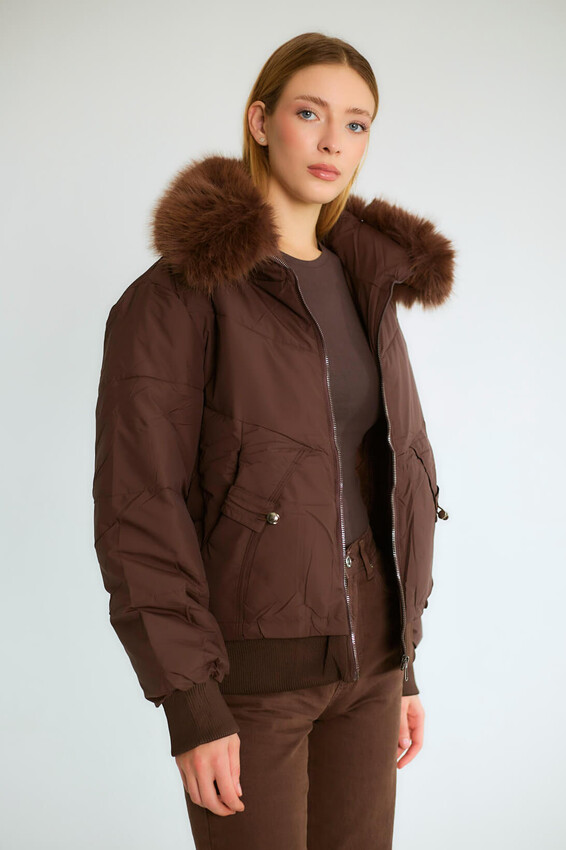 Kürk Yakalı Fermuarlı Şişme Kısa Mont - Kahve